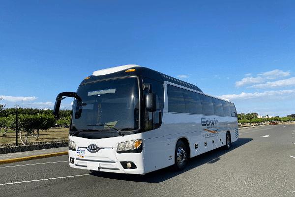 Large group bus transfer